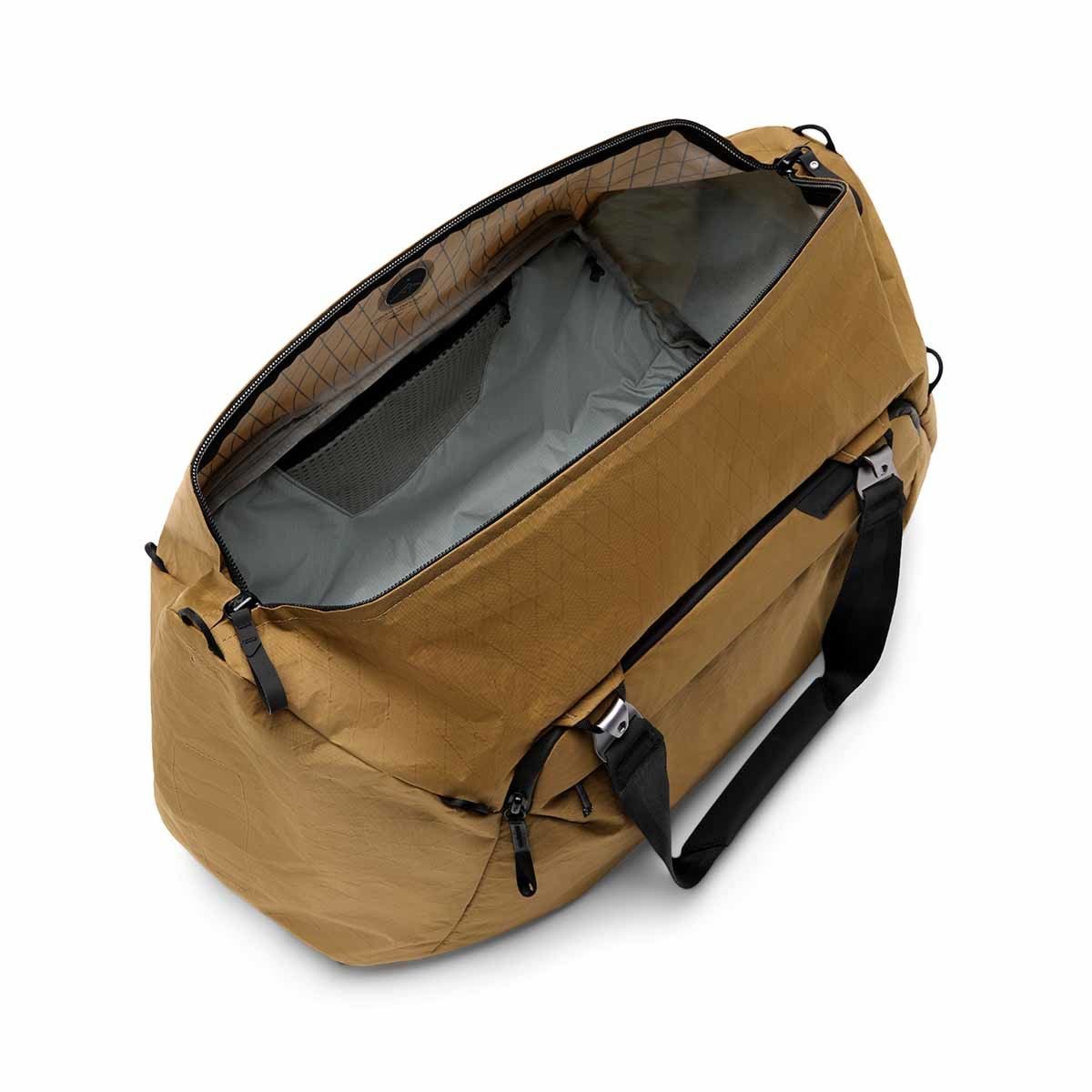 Peak Design Travel Duffel / 50L / Coyote - cambuy-lives Peak Design Travel Duffel / 50L / Coyote - cambuy-lives
